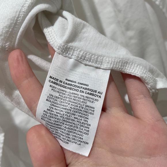 Nike White Athletic Tank with Floral Logo Sz M - Picture 7 of 11